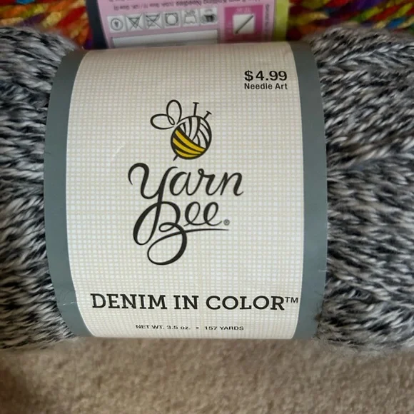 YARN all NWT, multi-colors and textures.  Set of 7 - Picture 6 of 8